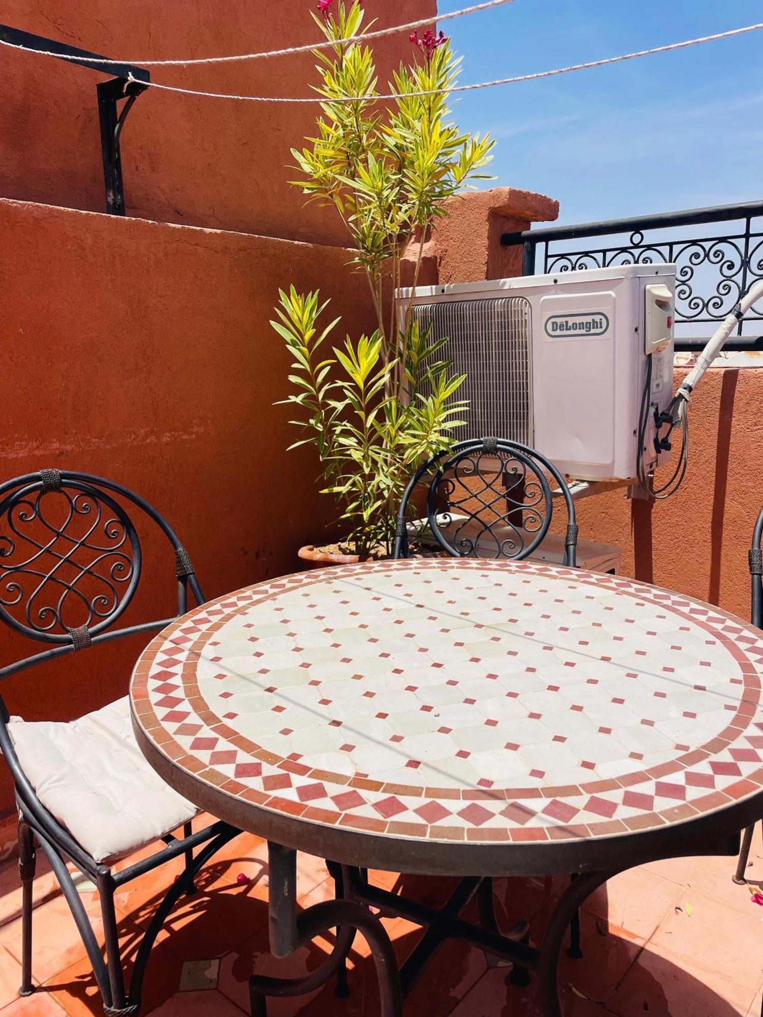 Riad ms holiday’s privatisé 8 personnes - avec terrasse Marrakesh Exterior foto